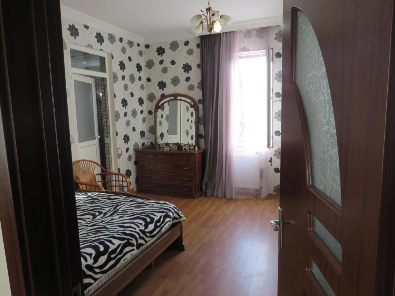 Mini Hotel On Guramishvili 22 Kobuleti Exterior photo