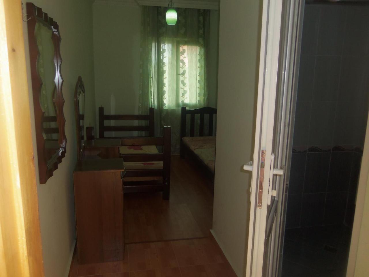 Mini Hotel On Guramishvili 22 Kobuleti Exterior photo